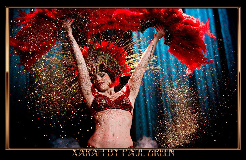 Golden Glitter burlesqueshow with Xarah at the Berlin Burlesque festival at Wintergarten Berlin