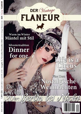 Burlesquetänzerin Xarah als Covergirl von Der Vintage Flaneuer das Neo vintage Magazin